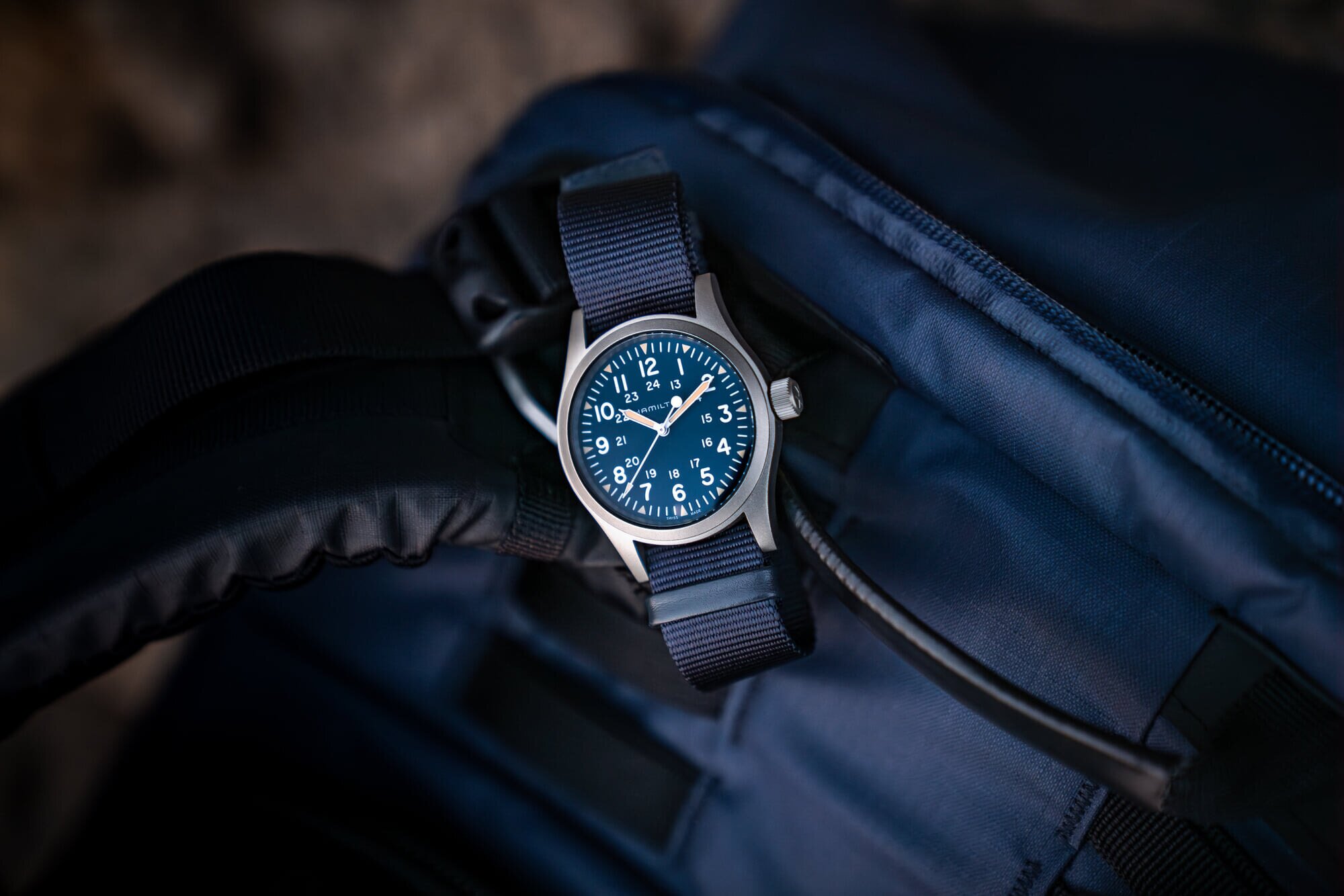 KHAKI FIELD MECHANICAL: ΔΟΚΙΜΑΣΜΕΝΟ ΣΤΟ ΧΡΟΝΟ