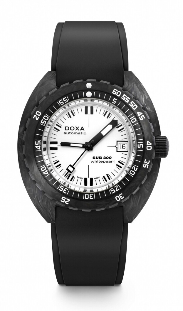 DOXA SUB 300 Carbon WHITEPEARL 42.5 mm WHITE DIAL DIVER'S WATCH