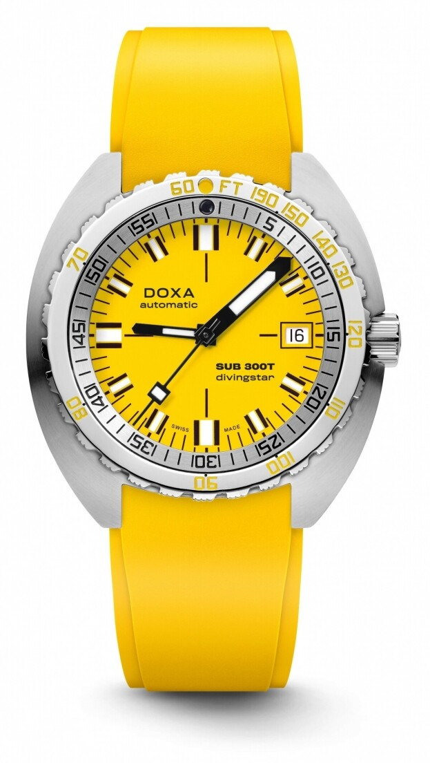 DOXA SUB 300T DIVINGSTAR automatic 42.5 mm yellow DIAL DIVER'S WATCH