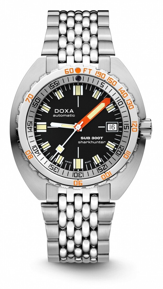 DOXA SUB 300T SHARKHUNTER automatic 42.5 mm BLACK DIAL DIVER'S WATCH