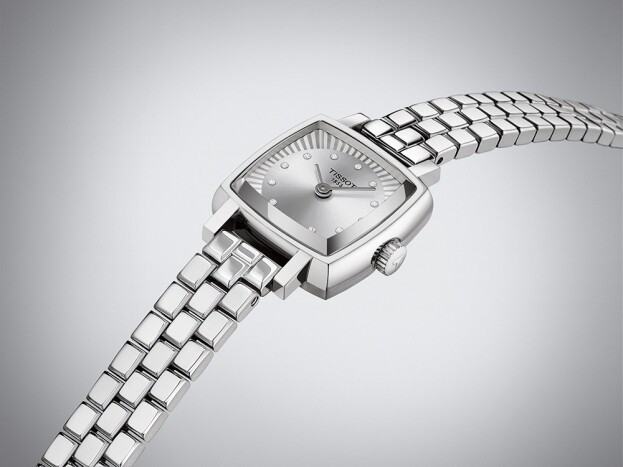TISSOT LOVELY SQUARE Quartz 20mm Silver Dial with diamonds TISSOT LOVELY SQUARE Quartz 20mm Silver Dial with diamonds